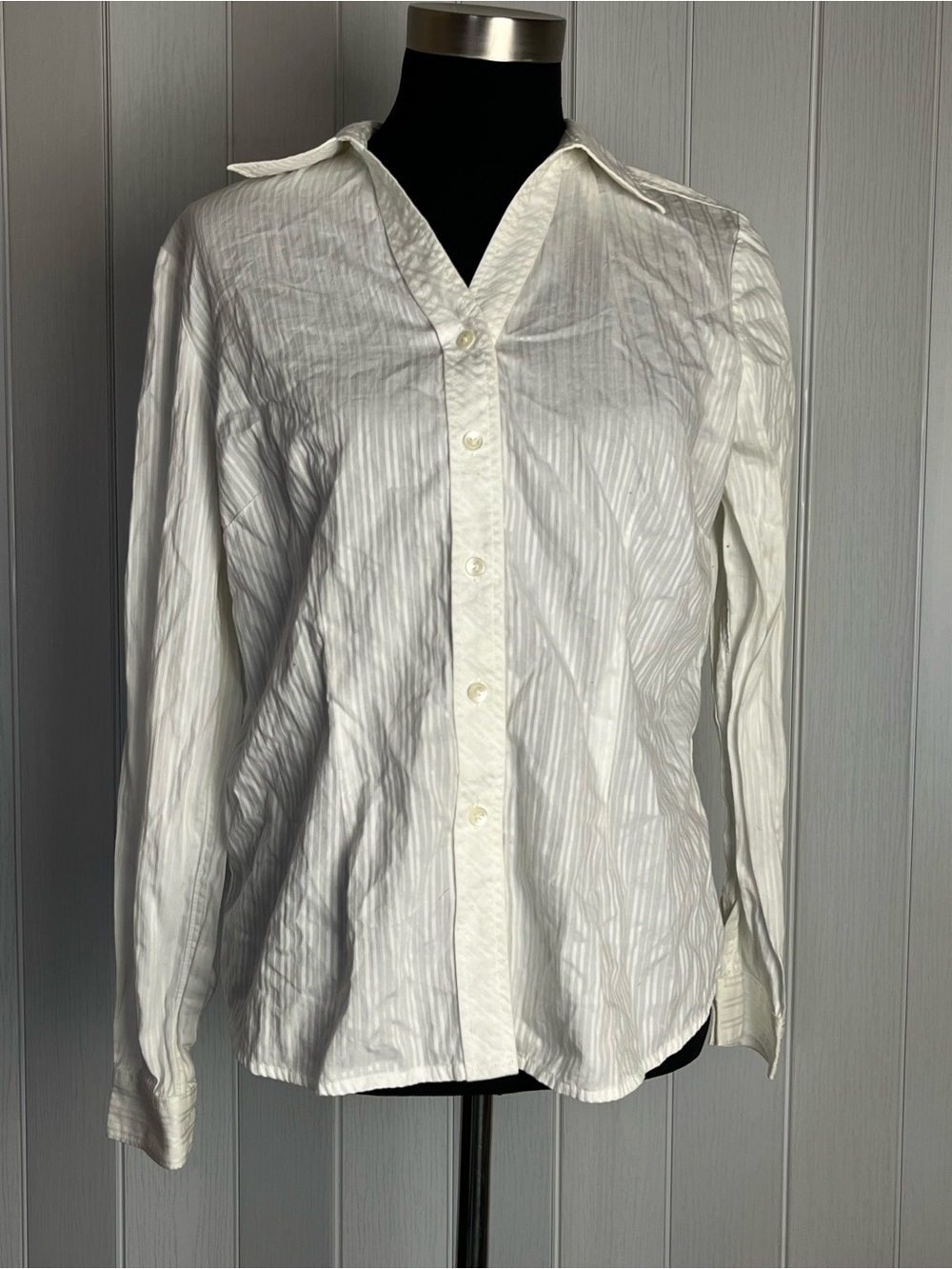 GAP White Long-Sleeve Button Shirt Stripe Textured - Picture 2 of 12